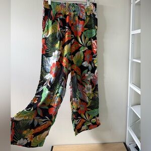 C&C California Tropical Floral Print Linen Blend Pants Sz S Multicolor Black